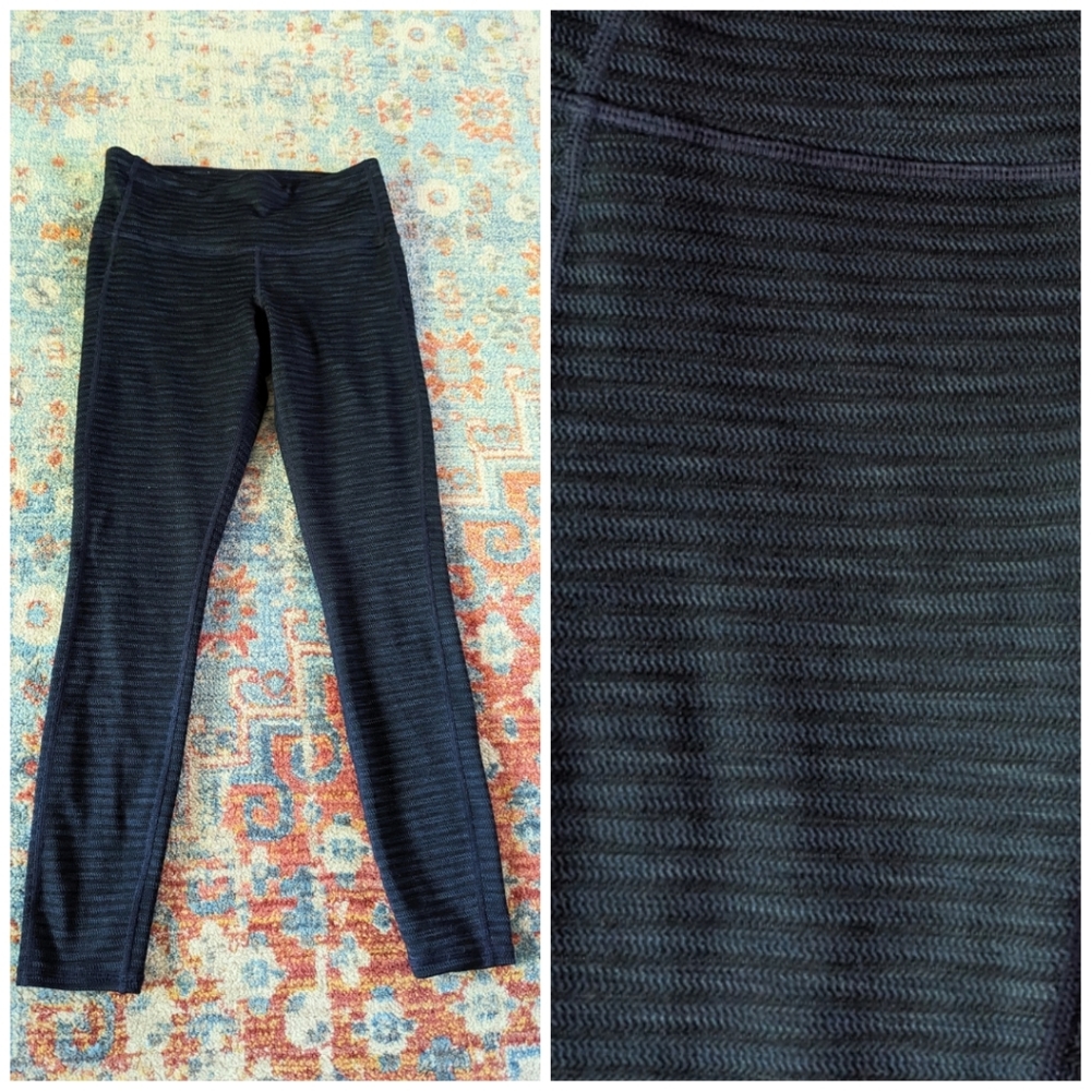 Athleta Women's XS Petite High Rise Leggings Jacquard Chaturanga Blue Black 201